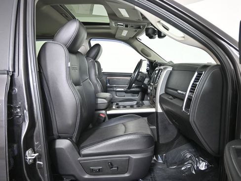 Used 2016 RAM 2500 Laramie image 14
