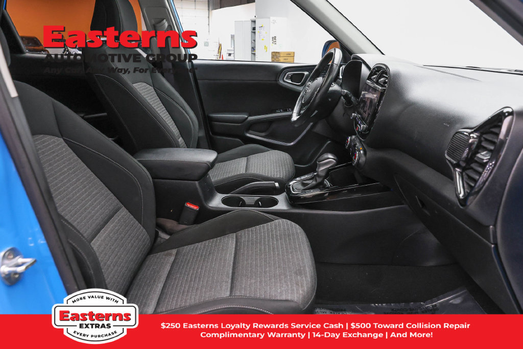 Used 2023 Kia Soul EX FWD image 26