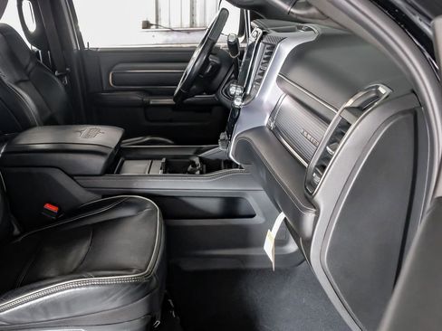 Used 2021 RAM 3500 Limited w/ Night Edition image 31