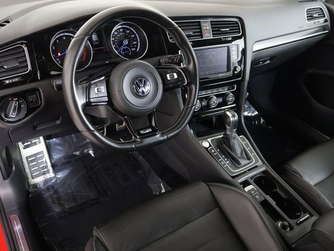 Used 2016 Volkswagen Golf R 4-Door image 2