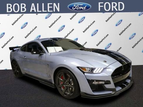 Used 2022 Ford Mustang Shelby GT500 w/ Carbon Fiber Track Pack image 1