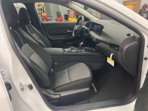 New 2026 Nissan Sentra SV w/ SV Convenience Package FWD image 36