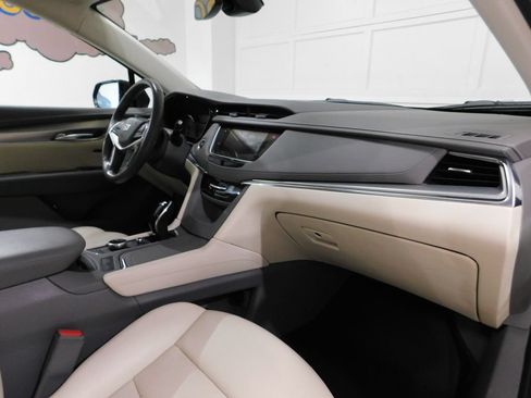 Used 2021 Cadillac XT5 Premium Luxury AWD/4WD image 71
