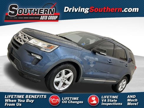 Used 2018 Ford Explorer XLT w/ Equipment Group 202A FWD image 1