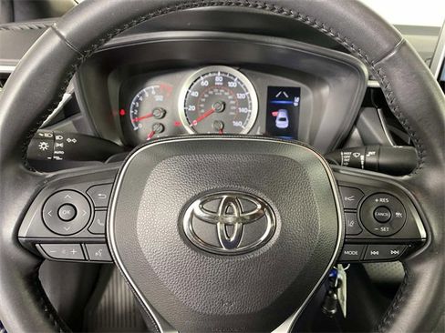 Used 2020 Toyota Corolla SE image 13