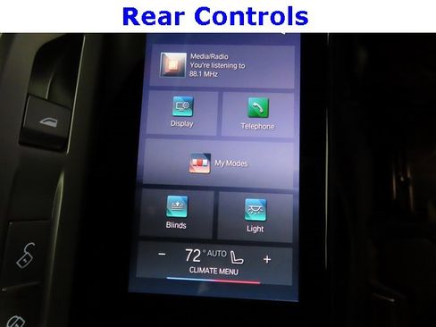 Used 2025 BMW 740i image 46