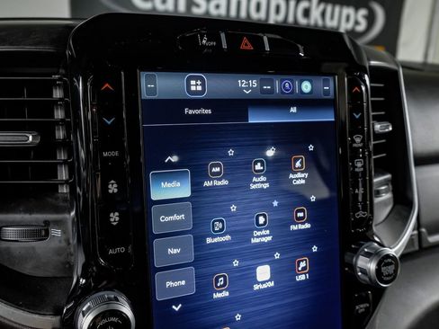 Used 2024 RAM 2500 Big Horn w/ Safety Group image 27