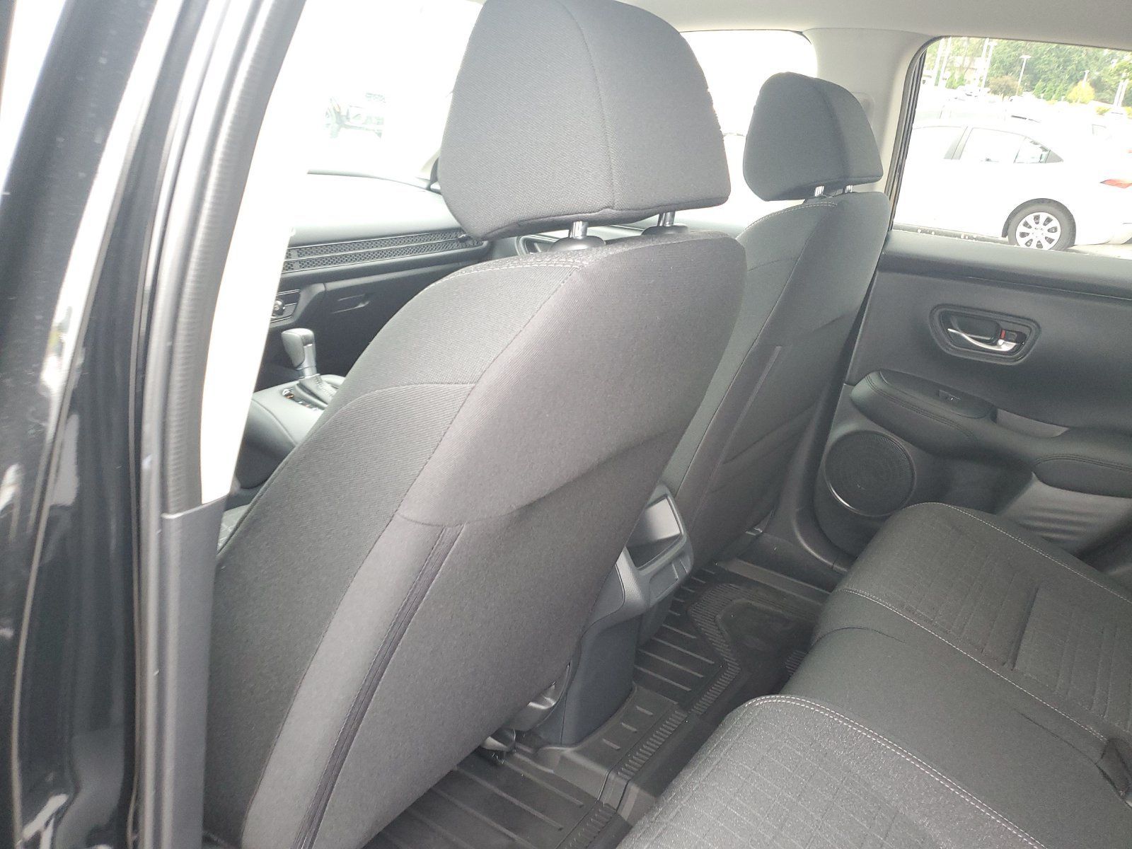Used 2027 Honda HR-V LX image 13