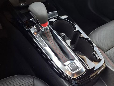 New 2026 Chevrolet Trax RS w/ Sunroof Package image 11