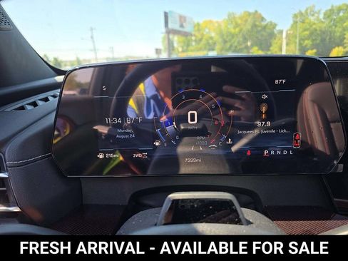 Used 2025 Chevrolet Traverse Z71 w/ Enhanced Driving Package AWD/4WD image 10