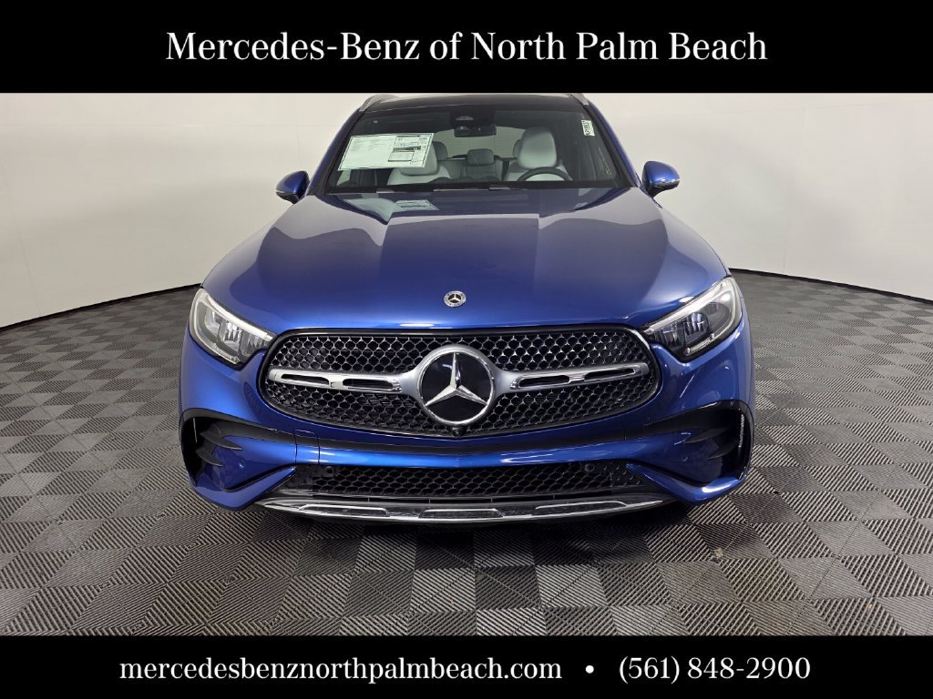 New 2026 Mercedes-Benz GLC 300 image 2