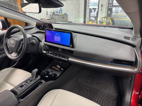 Certified 2024 Toyota Prius XLE image 50