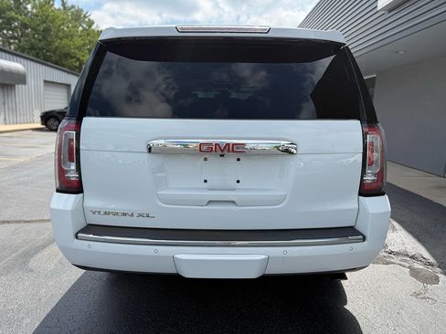 Used 2016 GMC Yukon XL Denali w/ Open Road Package AWD/4WD image 8
