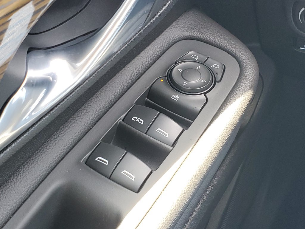 Used 2021 GMC Terrain SLE w/ Driver Convenience Package AWD/4WD image 17