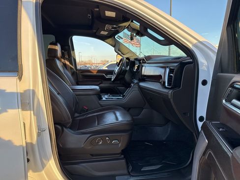 Used 2024 GMC Sierra 2500 Denali w/ Denali Reserve Package image 13