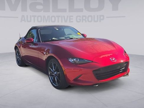 Used 2019 MAZDA MX-5 Miata Grand Touring RWD image 7