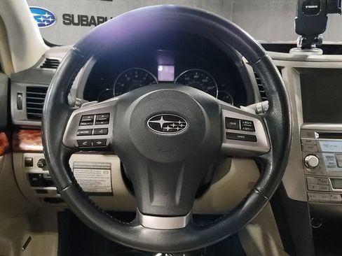 Used 2012 Subaru Outback 2.5i Limited AWD/4WD image 16