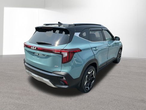 Used 2024 Kia Seltos SX AWD/4WD image 3