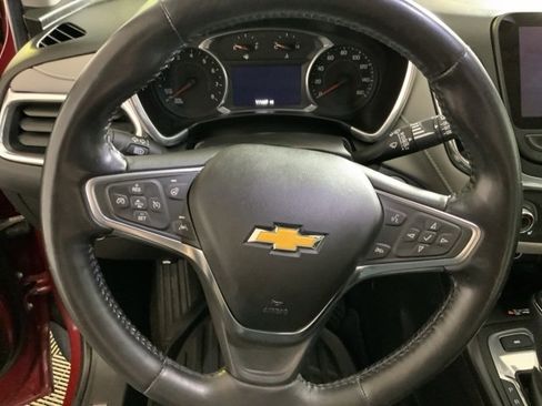 Used 2018 Chevrolet Equinox Premier image 17