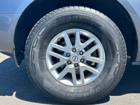 Used 2016 Nissan Frontier SV w/ SV Value Truck Package RWD image 13