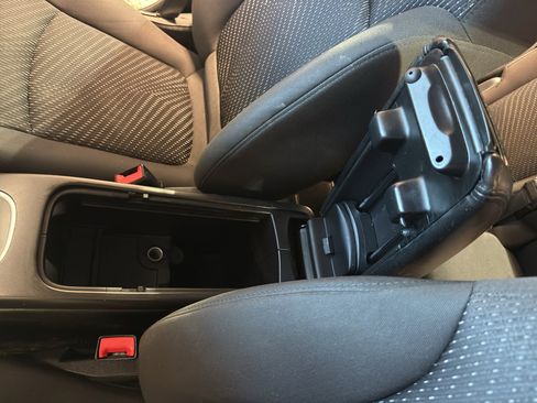 Used 2017 Dodge Journey SE image 19