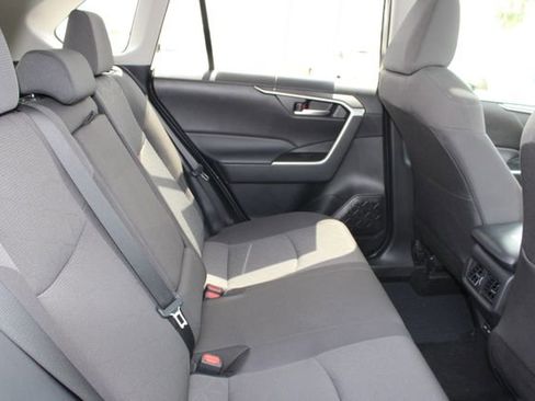 Used 2024 Toyota RAV4 XLE w/ Convenience Package image 7