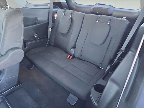 Used 2021 Ford Explorer XLT image 29