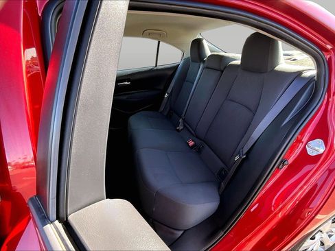 Used 2020 Toyota Corolla LE image 22