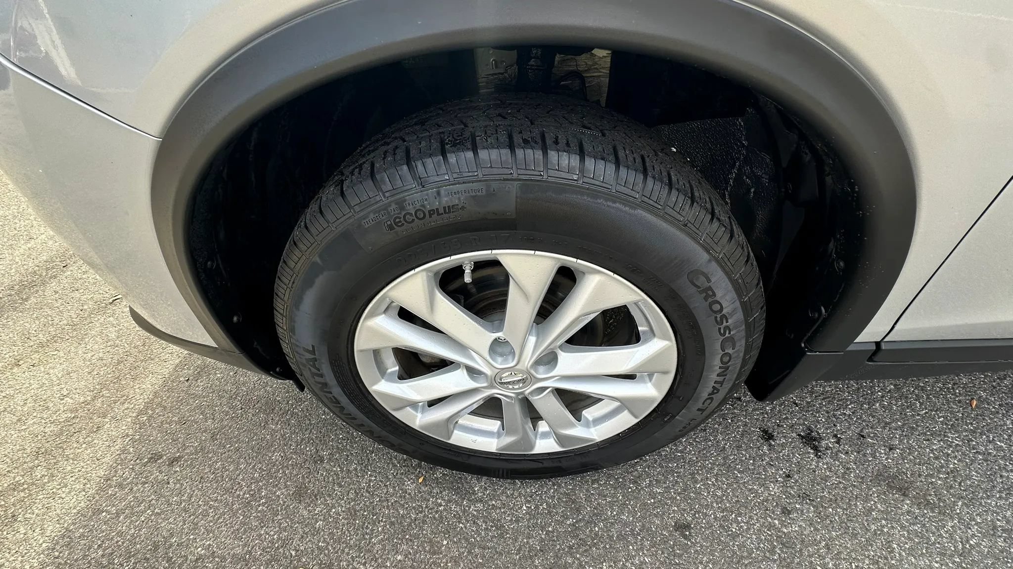 Used 2016 Nissan Rogue SV AWD/4WD image 9