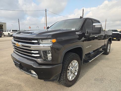 Used 2020 Chevrolet Silverado 2500 High Country w/ Z71 Off-Road Package AWD/4WD image 7