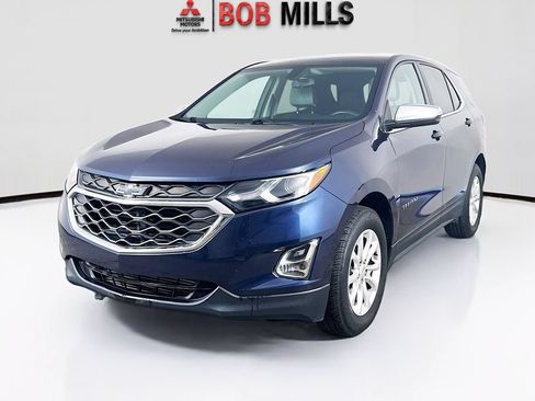 Used 2018 Chevrolet Equinox LT FWD image 3