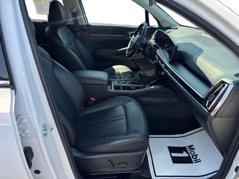 Certified 2024 Kia Sorento X-Line EX AWD/4WD image 11