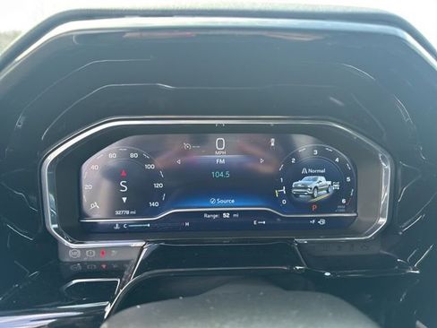 Used 2023 Chevrolet Silverado 1500 RST image 15