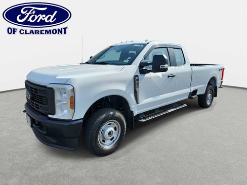 Used 2024 Ford F250 XL w/ Snow Plow/Camper Package AWD/4WD image 1