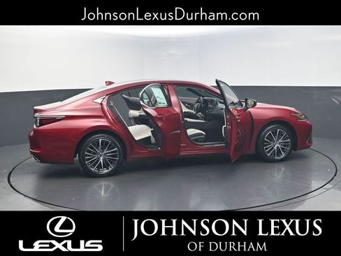 New 2025 Lexus ES 350 w/ Premium Package image 23