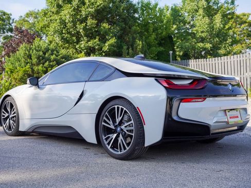 Used 2017 BMW i8 AWD/4WD image 6