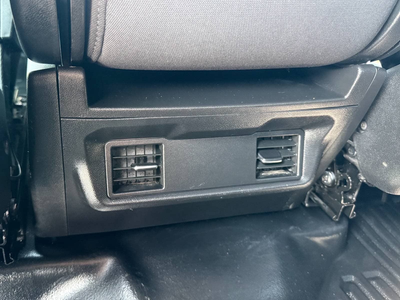 Used 2024 Chevrolet Silverado 1500 W/T w/ Trailering Package AWD/4WD image 30