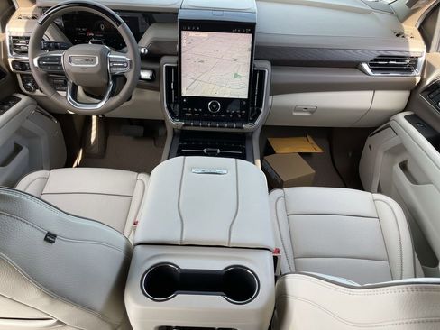 New 2026 GMC Yukon Denali w/ Denali Reserve Package image 21
