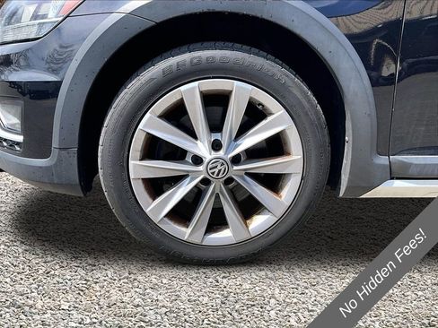 Used 2018 Volkswagen Golf Alltrack SE AWD/4WD image 8
