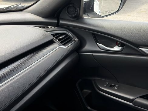 Used 2020 Honda Civic Sport image 21