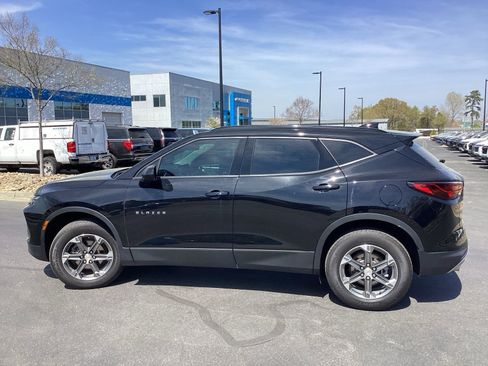 Used 2024 Chevrolet Blazer LT w/ Convenience Package image 6