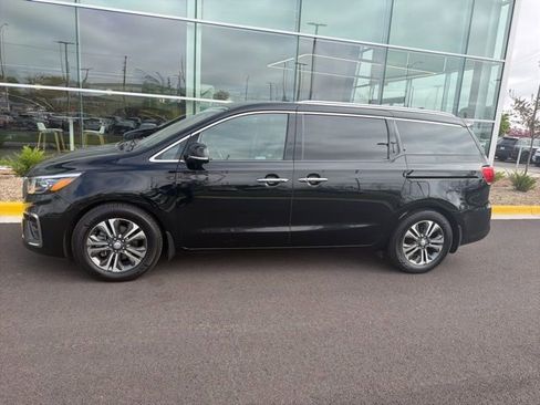 Used 2019 Kia Sedona SX FWD image 16