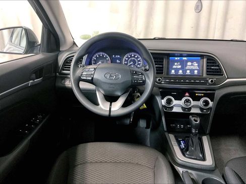Used 2019 Hyundai Elantra SEL w/ Cargo Package image 17