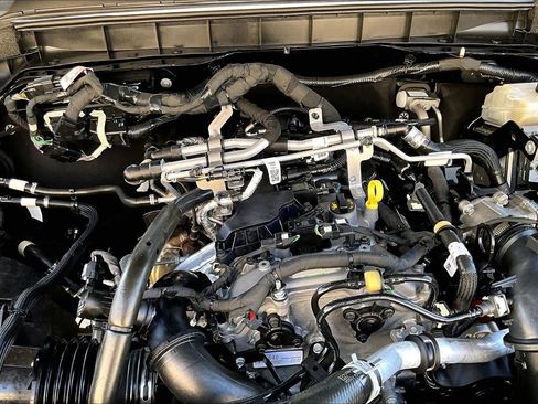 Used 2025 Ford Bronco Outer Banks AWD/4WD image 33