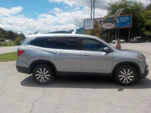 Used 2020 Honda Pilot EX-L image 4