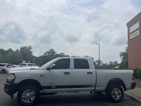 Used 2020 RAM 2500 Tradesman AWD/4WD image 2