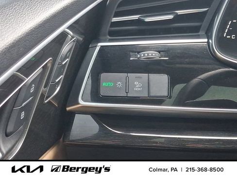 Used 2023 Audi Q7 3.0T Premium Plus w/ Premium Plus Package AWD/4WD image 27