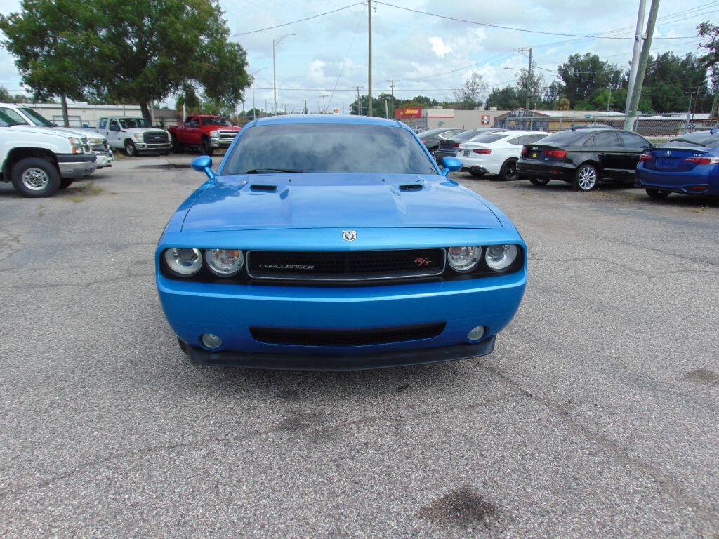Used 2009 Dodge Challenger R/T RWD image 2