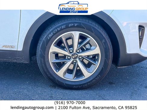 Used 2019 Kia Sorento EX AWD/4WD image 9