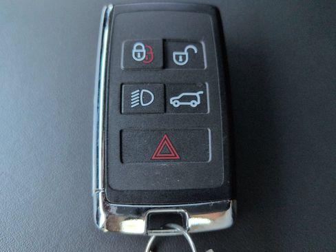 Used 2025 Land Rover Range Rover Sport Dynamic SE AWD/4WD image 31